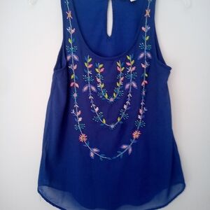 Beautiful Vintage LC Lauren Conrad navy sleeveless shell with colored beads xs